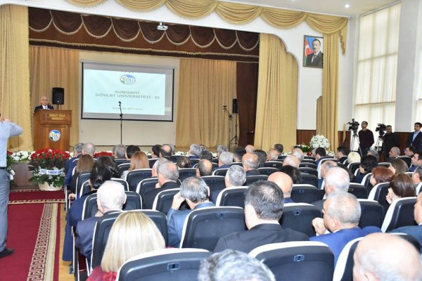 Sumqayıt Dövlət Universitetinin 55 illik yubileyi təntənə ilə qeyd edilib - FOTOLAR 