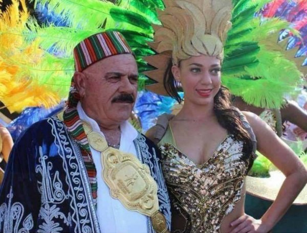 Turizm şirkətindən QƏRİBƏ ADDIM: 120 nəfəri Həcc ziyarəti adı ilə Rio karnavalına apardı - FOTO