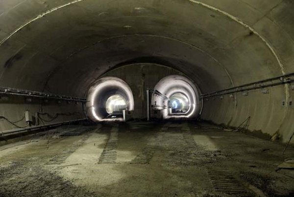 Türkiyədə İLK: Maşinistsiz metro qatarları xəttə buraxılır - FOTO