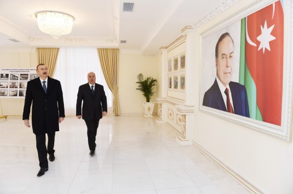 Prezident YAP-ın Sumqayıt şəhər təşkilatının inzibati binasının və Bayraq Muzeyinin açılışında - FOTO