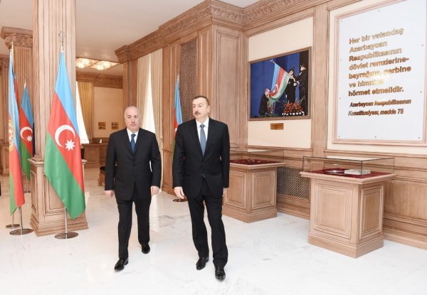 Prezident YAP-ın Sumqayıt şəhər təşkilatının inzibati binasının və Bayraq Muzeyinin açılışında - FOTO