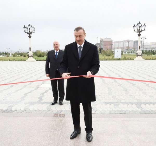 Prezident YAP-ın Sumqayıt şəhər təşkilatının inzibati binasının və Bayraq Muzeyinin açılışında - FOTO