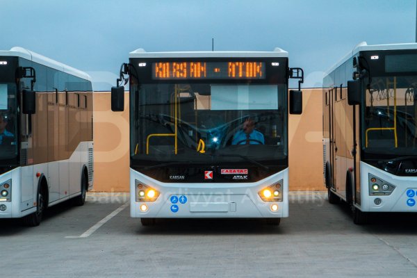Bakıda marşruta yeni avtobuslar buraxılıb - FOTO Bakıda marşruta yeni avtobuslar buraxılıb - FOTO