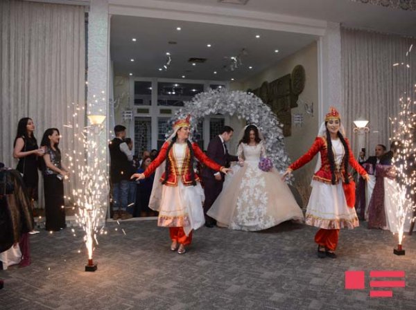 Sumqayıtlı müğənninin qızının - TOYUNDAN İLK FOTOLAR