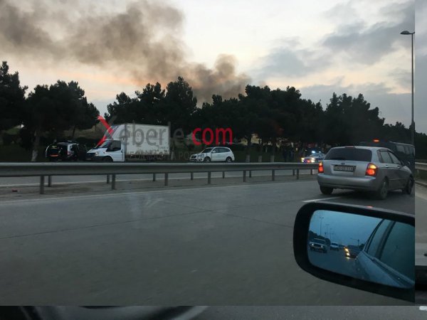 Sumqayıt Bakı yolunda kafe yandı - ÖZƏL FOTOLAR