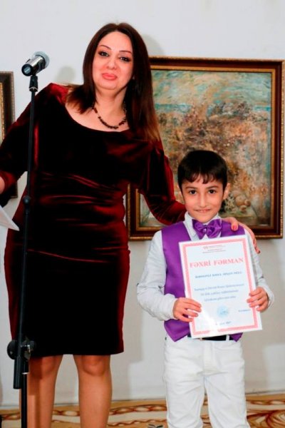 50 yaşlı Sumqayıt Rəsm Qalereyası - FOTOLAR 50 yaşlı Sumqayıt Rəsm Qalereyası - FOTOLAR