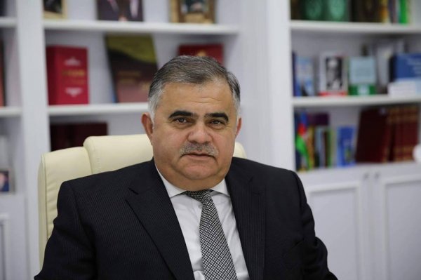 “Tramp hər hansı bir cəza vermək iqtidarında deyil” – Politoloqdan Qüds AÇIQLAMASI “Tramp hər hansı bir cəza vermək iqtidarında deyil” – Politoloqdan Qüds AÇIQLAMASI
