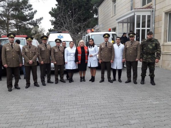 Sumqayıtda "zəlzələ": "dağıntı"lar və "xəsarət" alanlar var - TƏLİMDƏN FOTOLAR Sumqayıtda "zəlzələ": "dağıntı"lar və "xəsarət" alanlar var - TƏLİMDƏN FOTOLAR