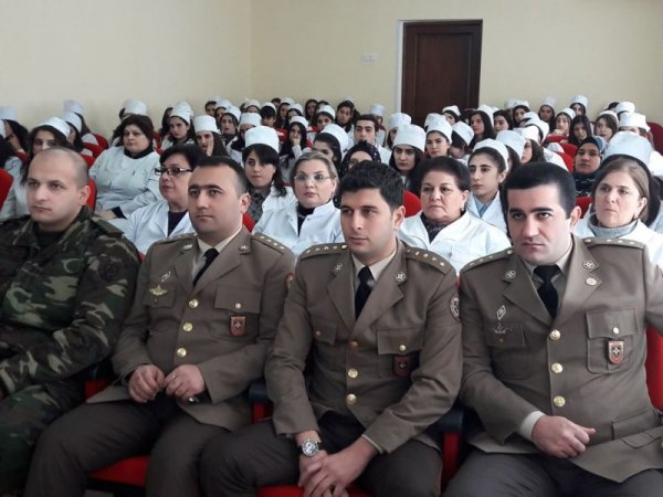 Sumqayıtda "zəlzələ": "dağıntı"lar və "xəsarət" alanlar var - TƏLİMDƏN FOTOLAR Sumqayıtda "zəlzələ": "dağıntı"lar və "xəsarət" alanlar var - TƏLİMDƏN FOTOLAR