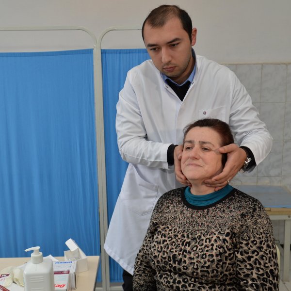 RİİB-in təşkilatçılığı ilə Qəbələdə onkoloji müayinələr keçirilib - FOTOLAR