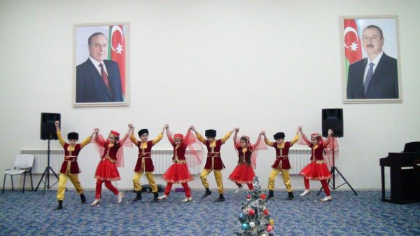 Sumqayıtda “Sehirli torba” - FOTOLAR