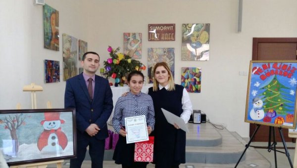 Sumqayıtda rəsm-sərgi müsabiqəsi keçirilib - FOTO