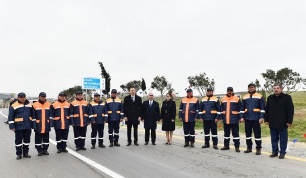 Prezident yol açılışında - FOTOLAR