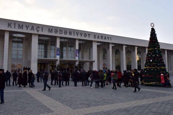 Sumqayıtda Alabaş, Küpəgirən qarı, 2750 uşaq və xüsusi hədiyyələr - FOTOLAR