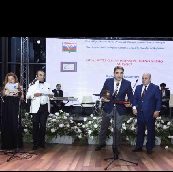 Karate üzrə ilk dünya çempionumuz: “Rafael Ağayevlə bir yerdə...” - MÜSAHİBƏ Karate üzrə ilk dünya çempionumuz: “Rafael Ağayevlə bir yerdə...” - MÜSAHİBƏ