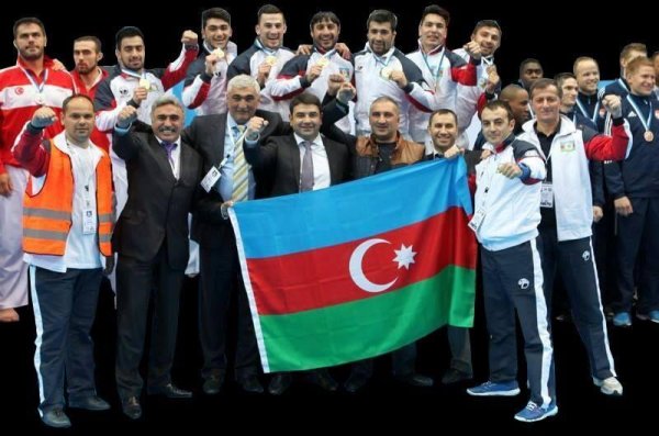 Karate üzrə ilk dünya çempionumuz: “Rafael Ağayevlə bir yerdə...” - MÜSAHİBƏ Karate üzrə ilk dünya çempionumuz: “Rafael Ağayevlə bir yerdə...” - MÜSAHİBƏ