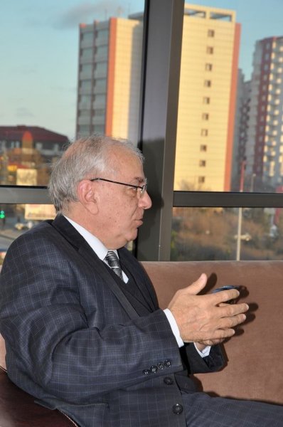 ''Qorbaçov, Yazovla müsahibələrim olub, ən maraqlısı isə...'' - 65 yaşlı Eyruz Məmmədovla SÖHBƏT (FOTOLAR) ''Qorbaçov, Yazovla müsahibələrim olub, ən maraqlısı isə...'' - 65 yaşlı Eyruz Məmmədovla SÖHBƏT (FOTOLAR)