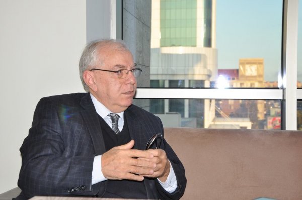 ''Qorbaçov, Yazovla müsahibələrim olub, ən maraqlısı isə...'' - 65 yaşlı Eyruz Məmmədovla SÖHBƏT (FOTOLAR) ''Qorbaçov, Yazovla müsahibələrim olub, ən maraqlısı isə...'' - 65 yaşlı Eyruz Məmmədovla SÖHBƏT (FOTOLAR)