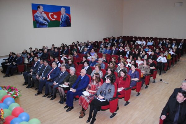 Sumqayıtda rəis müşavirə keçirdi - FOTOLAR