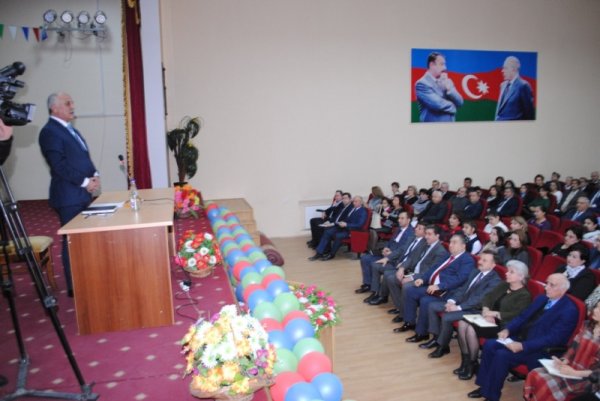 Sumqayıtda rəis müşavirə keçirdi - FOTOLAR