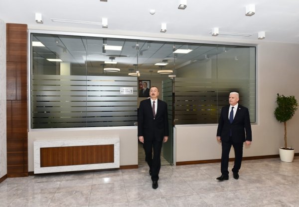 Prezident İlham Əliyev Bakı Paylayıcı Şəbəkəsinin yarımstansiyalarının açılışında iştirak edib Prezident İlham Əliyev Bakı Paylayıcı Şəbəkəsinin yarımstansiyalarının açılışında iştirak edib