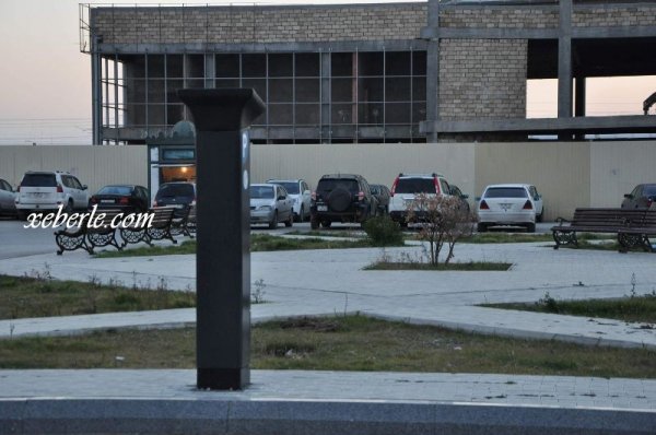 Sumqayıtda quraşdırılan parkomatlar: narazı sürücülər və mütəxəssis RƏYİ - FOTO Sumqayıtda quraşdırılan parkomatlar: narazı sürücülər və mütəxəssis RƏYİ - FOTO
