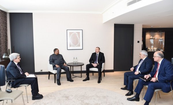 Prezident İlham Əliyev OPEC-in baş katibi ilə görüşüb Prezident İlham Əliyev OPEC-in baş katibi ilə görüşüb
