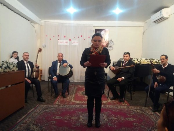 Konsert, sərgi və... - Sumqayıtda gənclərin günü - FOTOLAR Konsert, sərgi və... - Sumqayıtda gənclərin günü - FOTOLAR