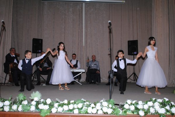 Konsert, sərgi və... - Sumqayıtda gənclərin günü - FOTOLAR Konsert, sərgi və... - Sumqayıtda gənclərin günü - FOTOLAR