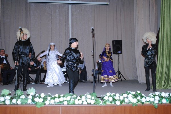 Konsert, sərgi və... - Sumqayıtda gənclərin günü - FOTOLAR Konsert, sərgi və... - Sumqayıtda gənclərin günü - FOTOLAR