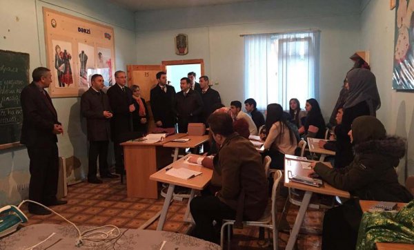 Millət vəkilləri Sumqayıtda peşə məktəblərində olublar - FOTOLAR Millət vəkilləri Sumqayıtda peşə məktəblərində olublar - FOTOLAR