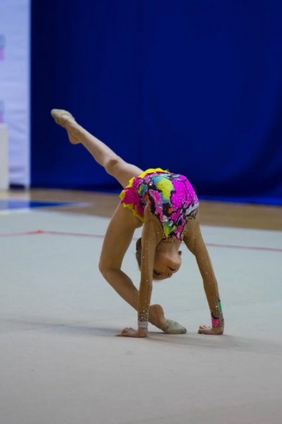 Balaca gimnastımız Mina Abbasovanın böyük qələbəsi Balaca gimnastımız Mina Abbasovanın böyük qələbəsi