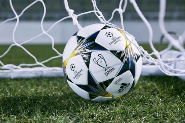 Çempionlar Liqasının yeni dizaynlı topu Çempionlar Liqasının yeni dizaynlı topu