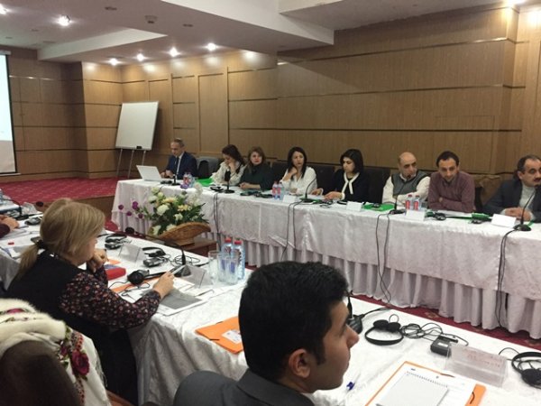 İşgüzar qadinlar üçün konfrans keçirildi -FOTOLAR