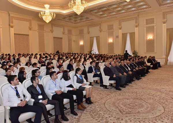 Sumqayıtda gənclərin iştirakı ilə konfrans keçirilib – FOTOLAR Sumqayıtda gənclərin iştirakı ilə konfrans keçirilib – FOTOLAR