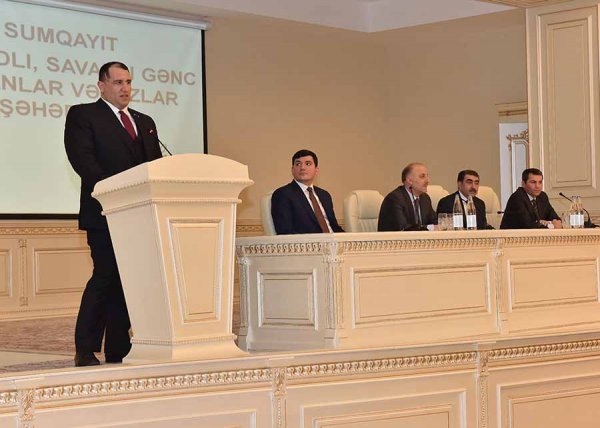 Sumqayıtda gənclərin iştirakı ilə konfrans keçirilib – FOTOLAR Sumqayıtda gənclərin iştirakı ilə konfrans keçirilib – FOTOLAR
