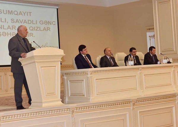 Sumqayıtda gənclərin iştirakı ilə konfrans keçirilib – FOTOLAR Sumqayıtda gənclərin iştirakı ilə konfrans keçirilib – FOTOLAR