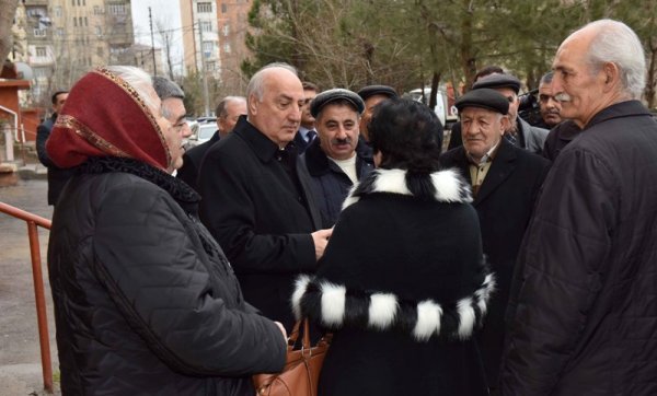 Sumqayıtın icra başçısı 9-cu mikrorayona niyə getmişdi? - FOTOLAR