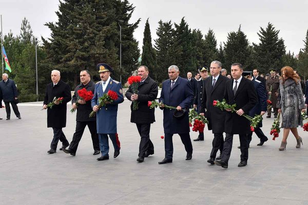Sumqayıtda Xocalı soyqırımı qurbanlarının xatirəsi anılıb– FOTOLAR Sumqayıtda Xocalı soyqırımı qurbanlarının xatirəsi anılıb– FOTOLAR