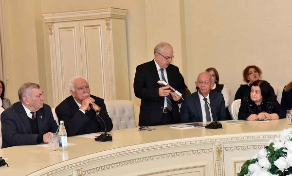Sumqayıt hadisələrinə həsr olunmuş dəyirmi masa keçirilib Sumqayıt hadisələrinə həsr olunmuş dəyirmi masa keçirilib