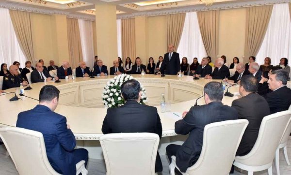 Sumqayıt hadisələrinə həsr olunmuş dəyirmi masa keçirilib Sumqayıt hadisələrinə həsr olunmuş dəyirmi masa keçirilib