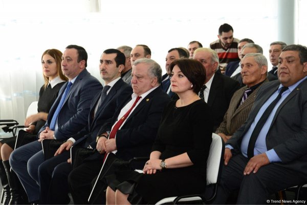 Bədən tərbiyəsi və idman günü ilə bağlı təltifetmə mərasimi keçirilib - FOTO Bədən tərbiyəsi və idman günü ilə bağlı təltifetmə mərasimi keçirilib - FOTO