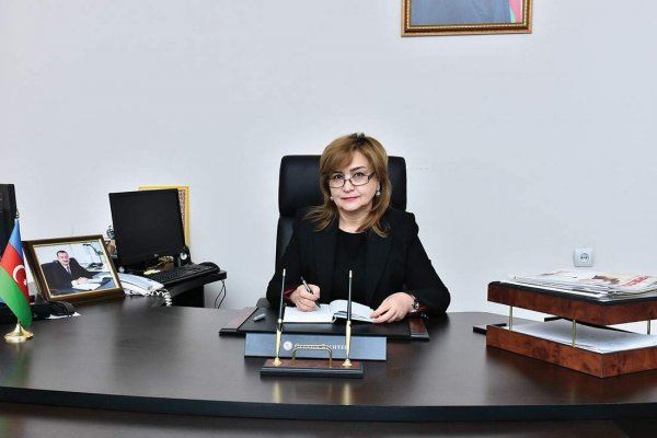 Sumqayıtın ziyalı xanımları üçün ən unudulmaz hədiyyə: həmin barmaqları bir-bir öpdüm və ağladım... - SORĞU (FOTO) Sumqayıtın ziyalı xanımları üçün ən unudulmaz hədiyyə: həmin barmaqları bir-bir öpdüm və ağladım... - SORĞU (FOTO)