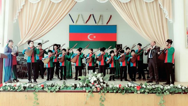 Sumqayıtlı idarə rəisi qadınlar haqqında elə sözlər dedi ki… -FOTOLAR