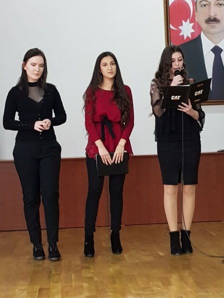 Sumqayıtlı yazıçının "AND"ı "slavyanlar"ın diqqət mərkəzində - FOTOLAR Sumqayıtlı yazıçının "AND"ı "slavyanlar"ın diqqət mərkəzində - FOTOLAR