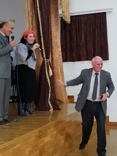 Sumqayıtlı yazıçının "AND"ı "slavyanlar"ın diqqət mərkəzində - FOTOLAR Sumqayıtlı yazıçının "AND"ı "slavyanlar"ın diqqət mərkəzində - FOTOLAR