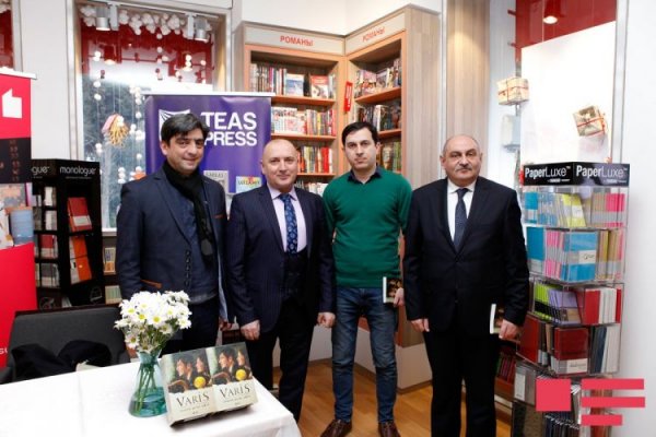 Sumqayıtlı yazarın imza günü - FOTO