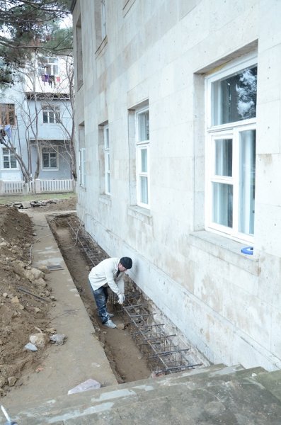 Sumqayıt Bələdiyyəsinin yeni binasında təmir işləri davam edir - FOTOLAR Sumqayıt Bələdiyyəsinin yeni binasında təmir işləri davam edir - FOTOLAR