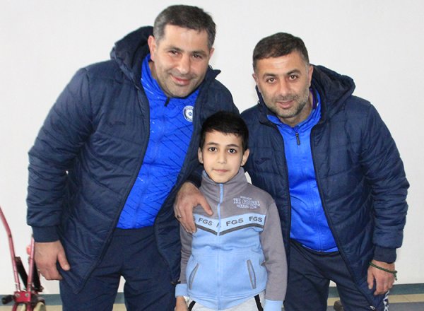 “Sumqayıt”ın nümayəndələri xüsusi tipli internat məktəbini ziyarət ediblər