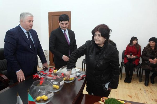 Sumqayıtlı Qarabağ müharibəsi əlilləri və şəhid ailələrinə mənzil verildi - FOTOLAR Sumqayıtlı Qarabağ müharibəsi əlilləri və şəhid ailələrinə mənzil verildi - FOTOLAR